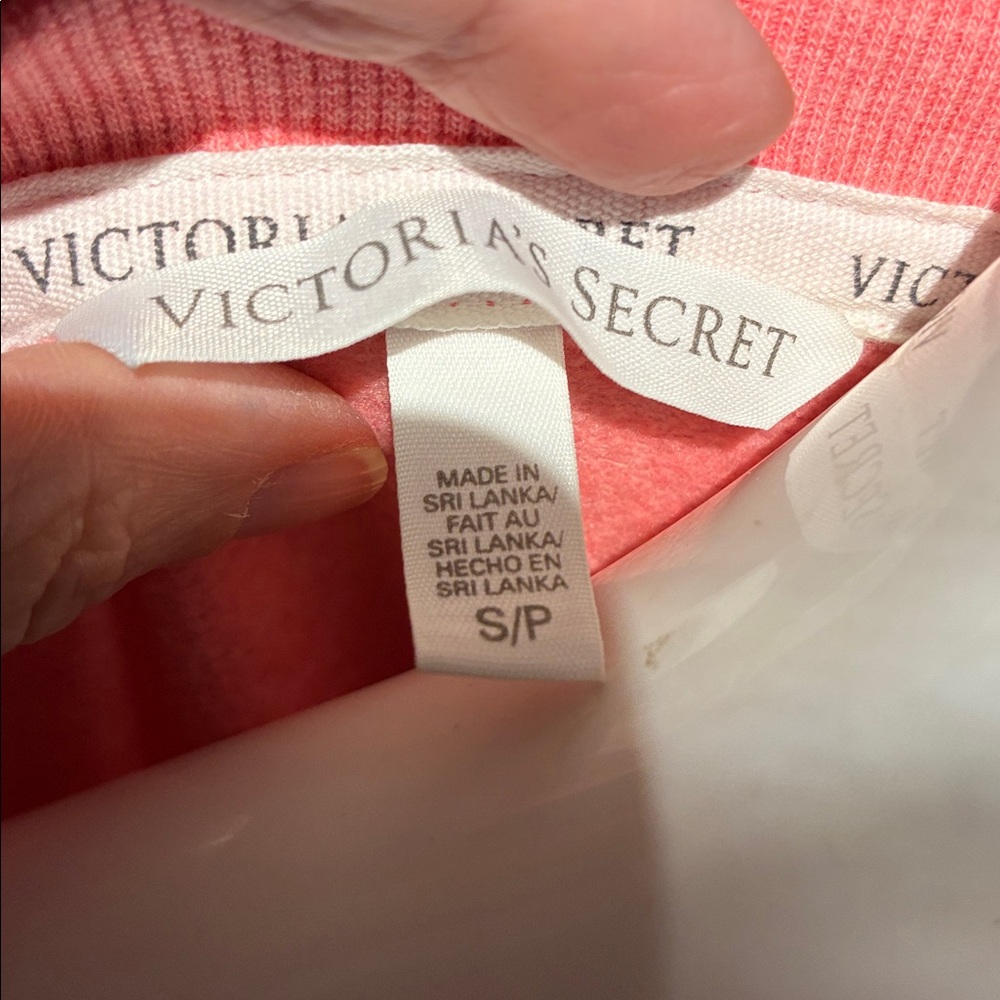 Victoria's Secret Fashion Show London 2014 Sweatshirt - Picture 5 of 6